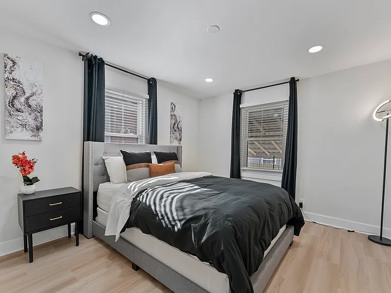 5503 Jay St NE — Photo 16