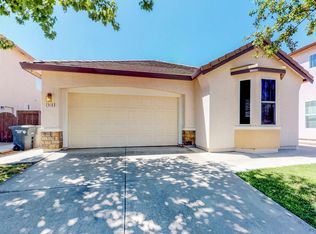 2910 Holdrege Way, Sacramento, CA 95835