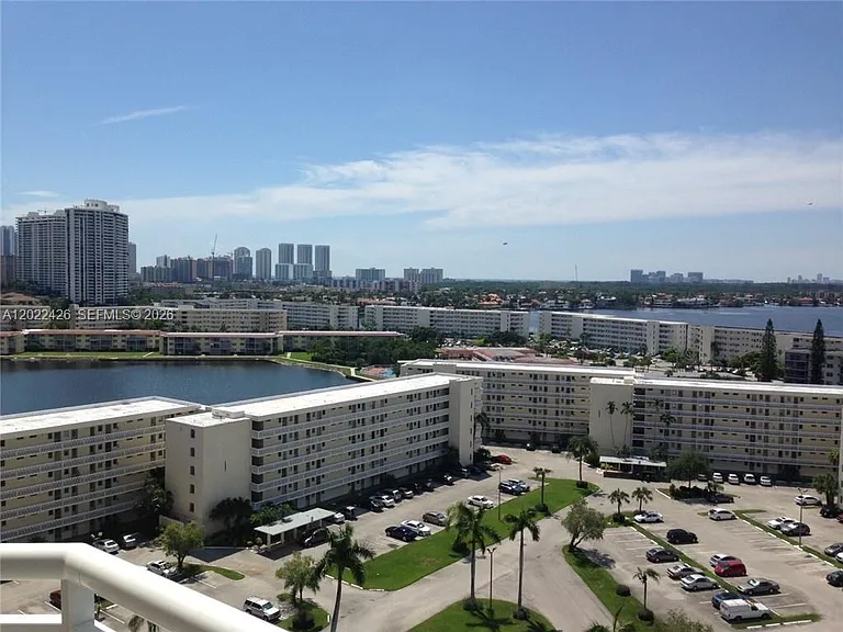 18011 Biscayne Blvd #1503 — Photo 12