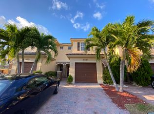 9345 SW 220th St, Cutler Bay, FL 33190