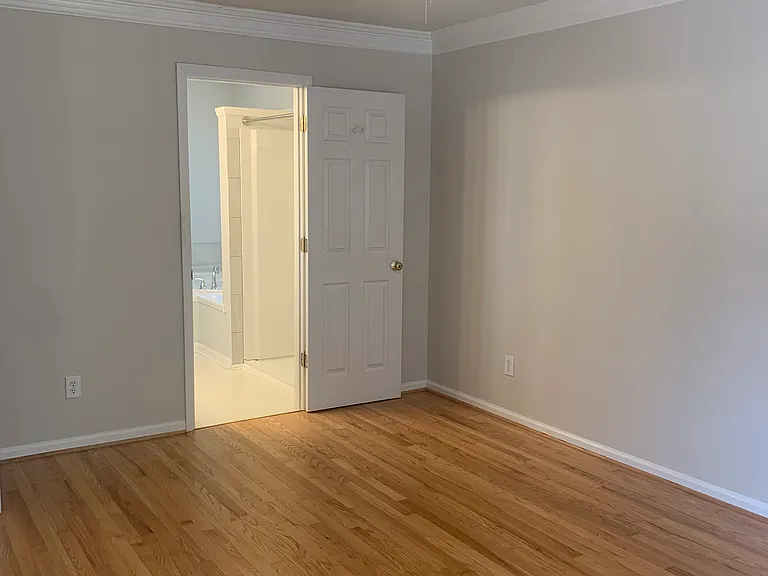 5401 Phillipsburg Dr — Photo 15
