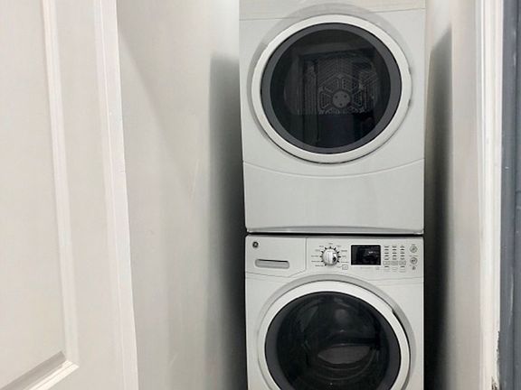4th image of 717 Avenue E Floor 2