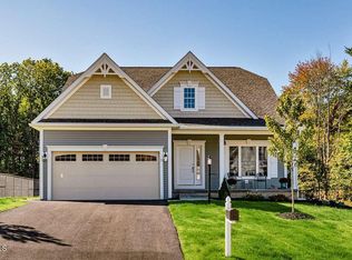 3 Espen Pl, Schenectady, NY 12309