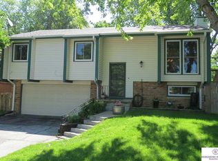 4915 S 145th Cir, Omaha, NE 68137