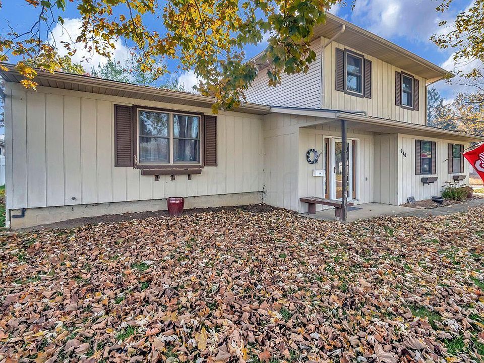 1st image of 240 Cliffview Dr