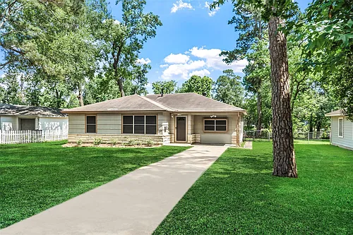 1105 Thomas Ave Photo 1