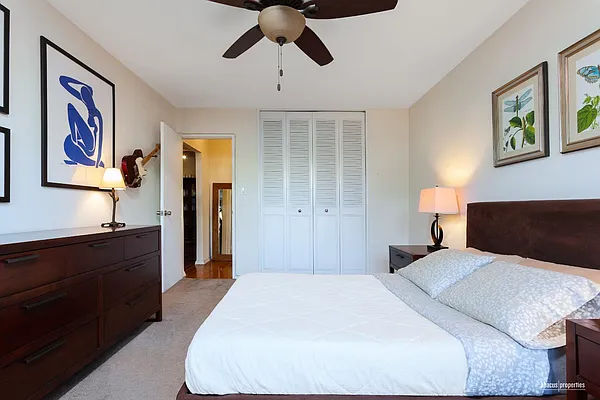 Sold by Abacus Properties | media 8