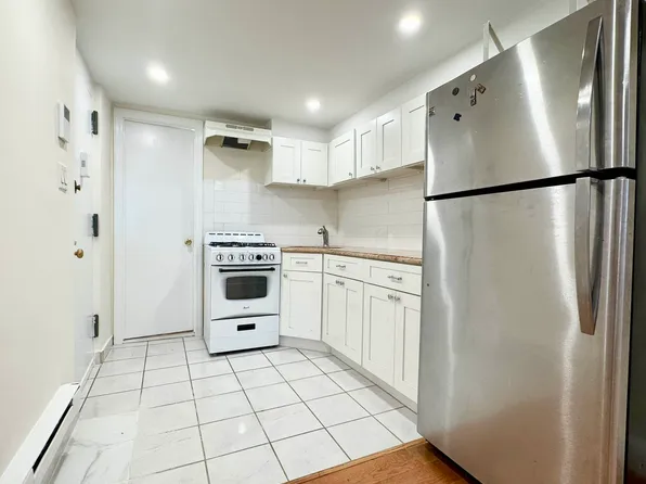 311 East 80th Street image 1 of 3