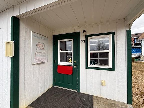 4th image of 53 Pleasant Street