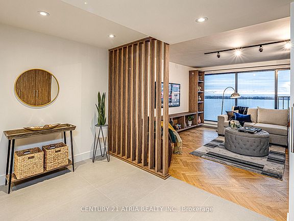 4th image of 65 Harbour Sq #1401
