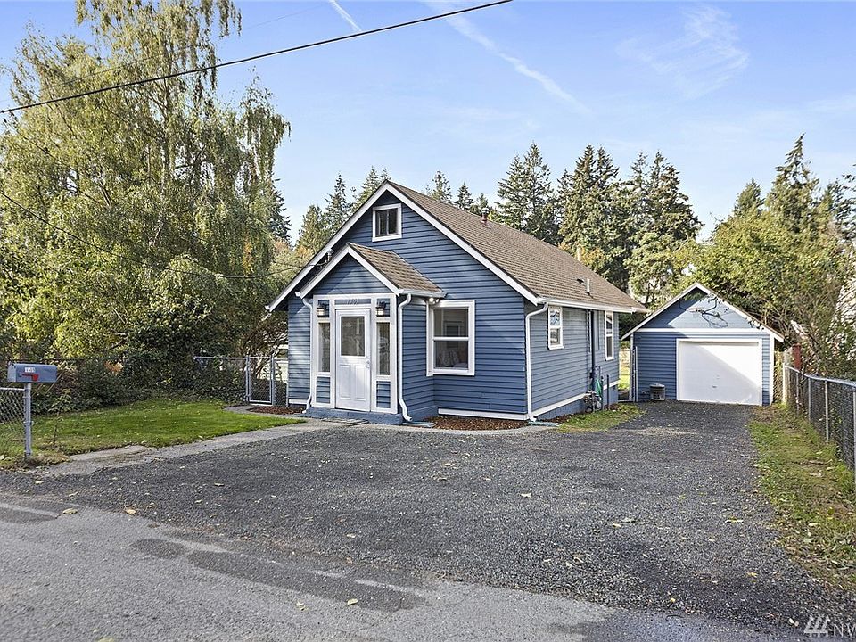1st image of 1909 Shamrock Dr NW