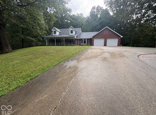 2636 Country Club Rd, Spencer, IN 47460