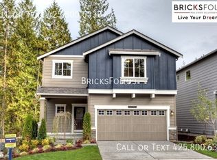 18617 110th Ave E, Puyallup, WA 98374
