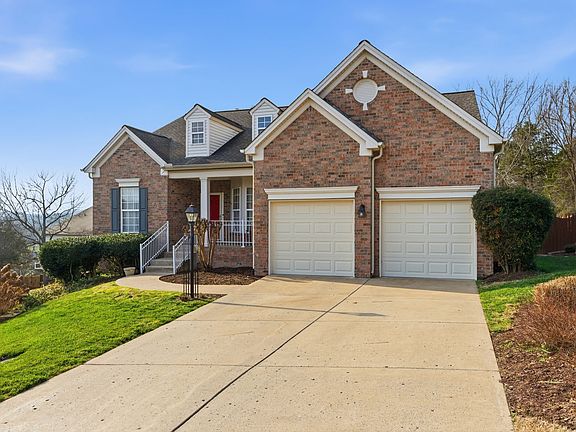 2nd image of 3104 Brookview Forest Pl