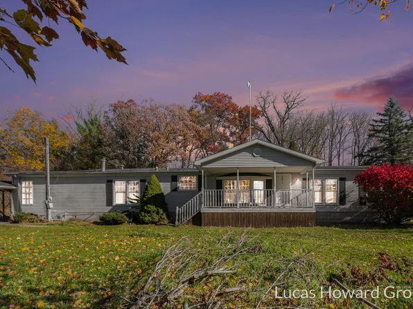 6928 Hubbardston Rd, Hubbardston, MI 48845