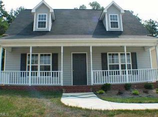 48 The Gardens At Bridgton Pl, Winston Salem, NC 27127