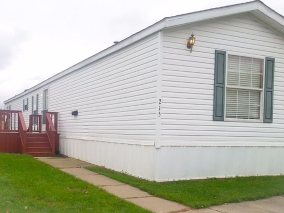 1st image of 215 Vevay Dr E