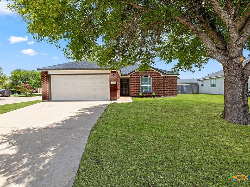 1st image of 1605 Oak Chase Trl