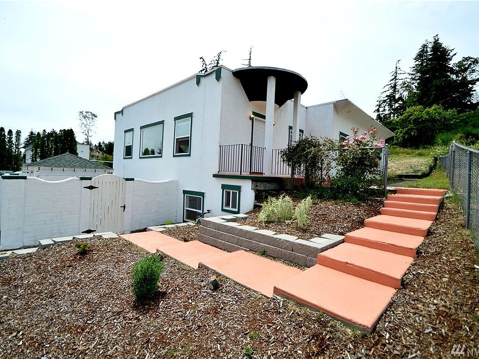 1st image of 1709 Bayview Dr W