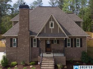 121 Covington Place Dr, Columbiana, AL 35051