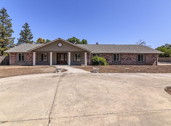2nd image of 10399 N Capewood Pl