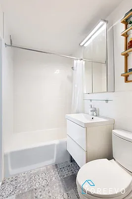 Sold by Yoreevo, LLC | media 15