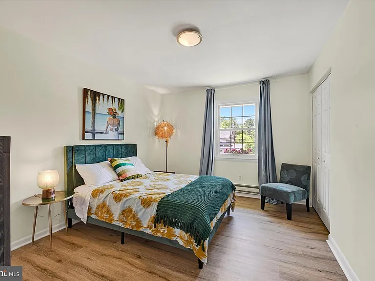 10533 Stevenson Rd — Photo 42