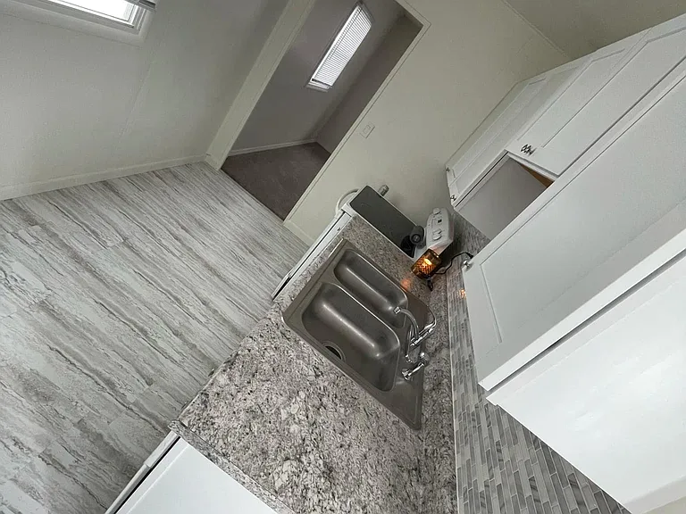 6752 Hamilton St — Photo 7