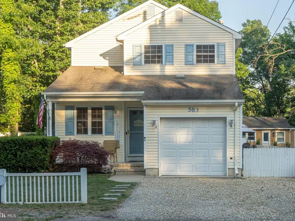 583 Lakeview Pl, Forked River, NJ 08731
