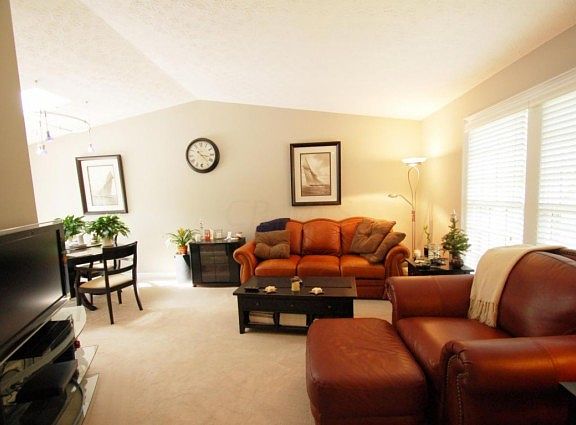 4th image of 6295 Amston Dr