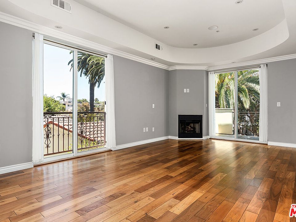 1st image of 632 N Kings Rd Unit 202