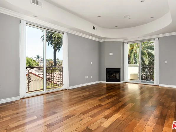 632 N Kings Rd Unit 202, Los Angeles, CA 90048