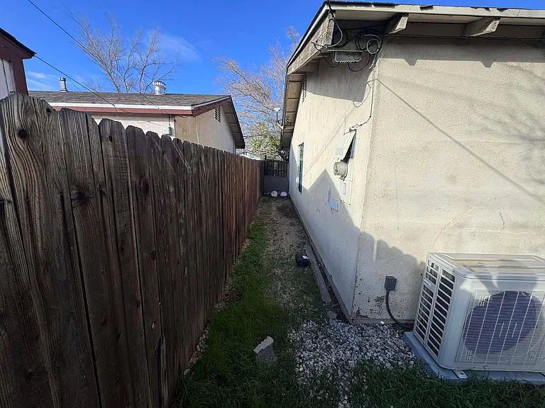 3512 Balmont St — Photo 47