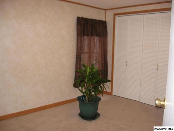 4th image of 606 E Evergreen Ave