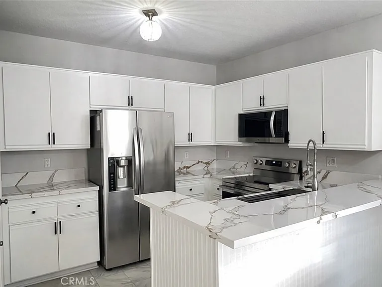 2456 Pleasant Way #A — Photo 7