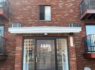 1235 N Shore Rd APT 2D, Revere, MA 02151