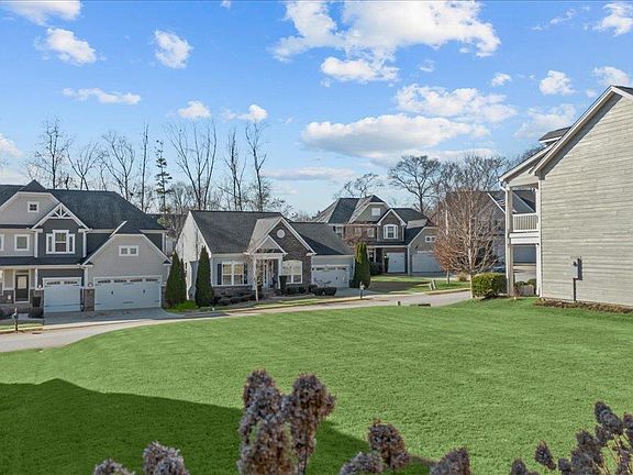 5th image of 108 Woodland Chase Ct