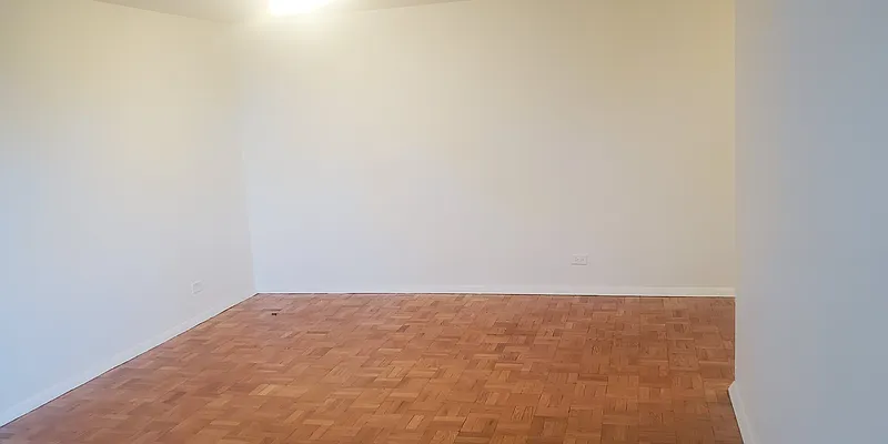 Sold by Working Realty, Ltd. | media 8