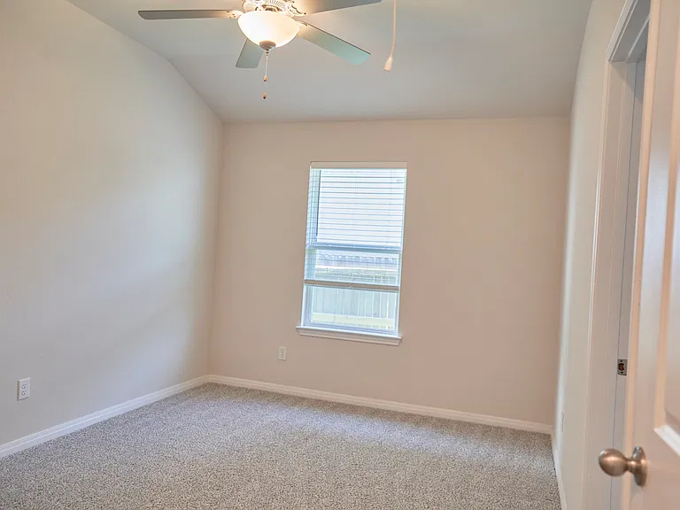 1428 Settlers Glen Dr — Photo 9