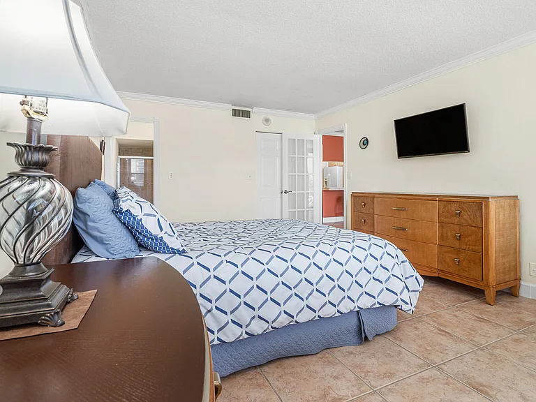 1801 S Ocean Dr #332 — Photo 40