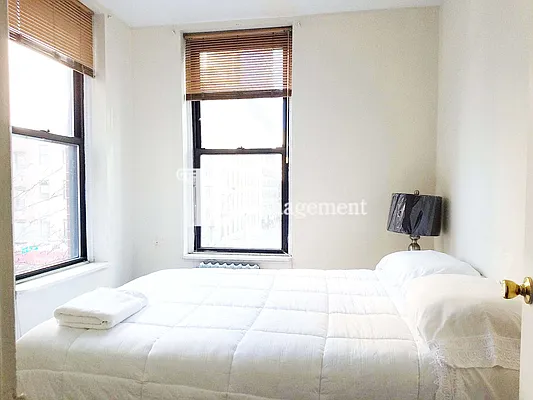 Rented by Lisa Management | media 24