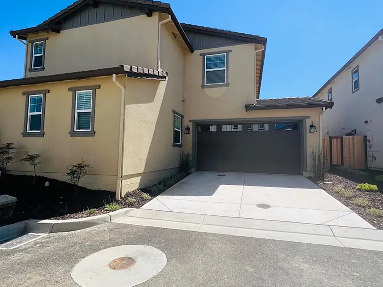 2451 Lake Club Dr — Photo 1