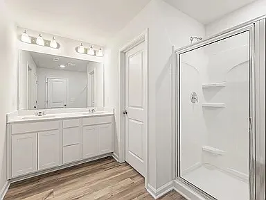 979 Prudence Dr — Photo 33