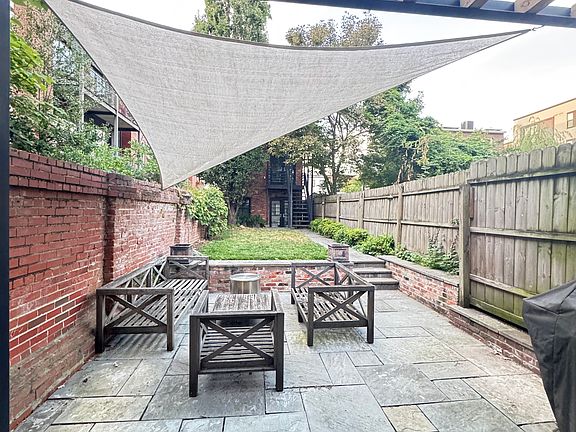 Rear Patio w/Gas Grill, Fire pit and & Yard