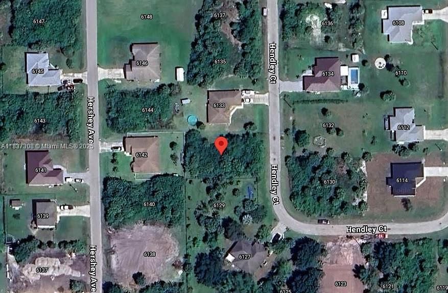 2nd image of 6131 Hendley Ct