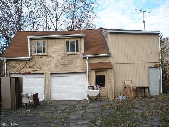 2nd image of 546 E Prospect St