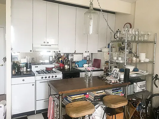 Rented by Francine Realty | media 28