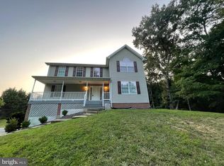 28765 Riverwatch Dr, Mechanicsville, MD 20659