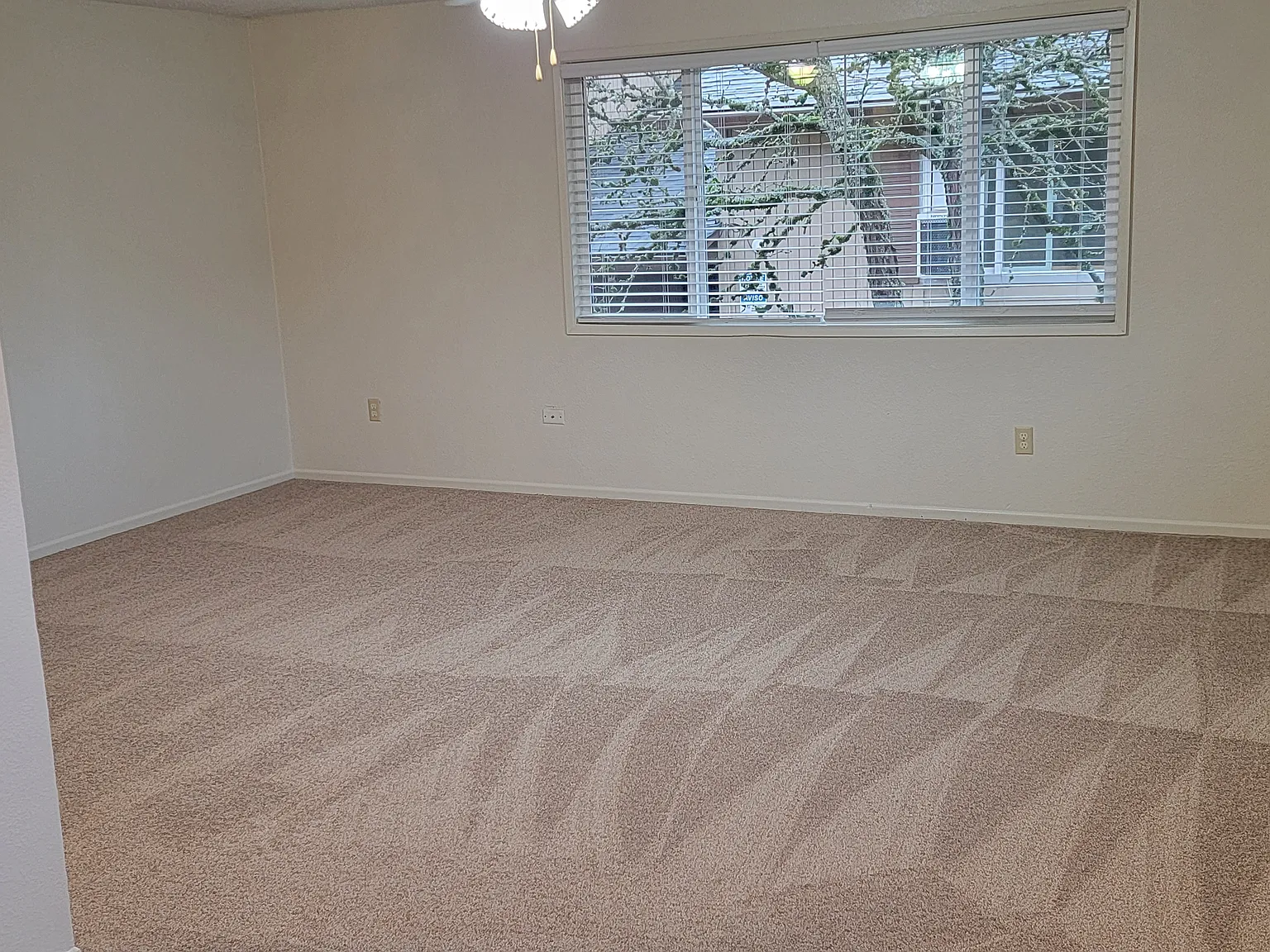 2 bed, 850 sqft, $1,450 — Photo 4