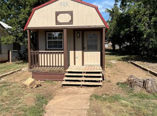 317 Vine St, Baird, TX 79504